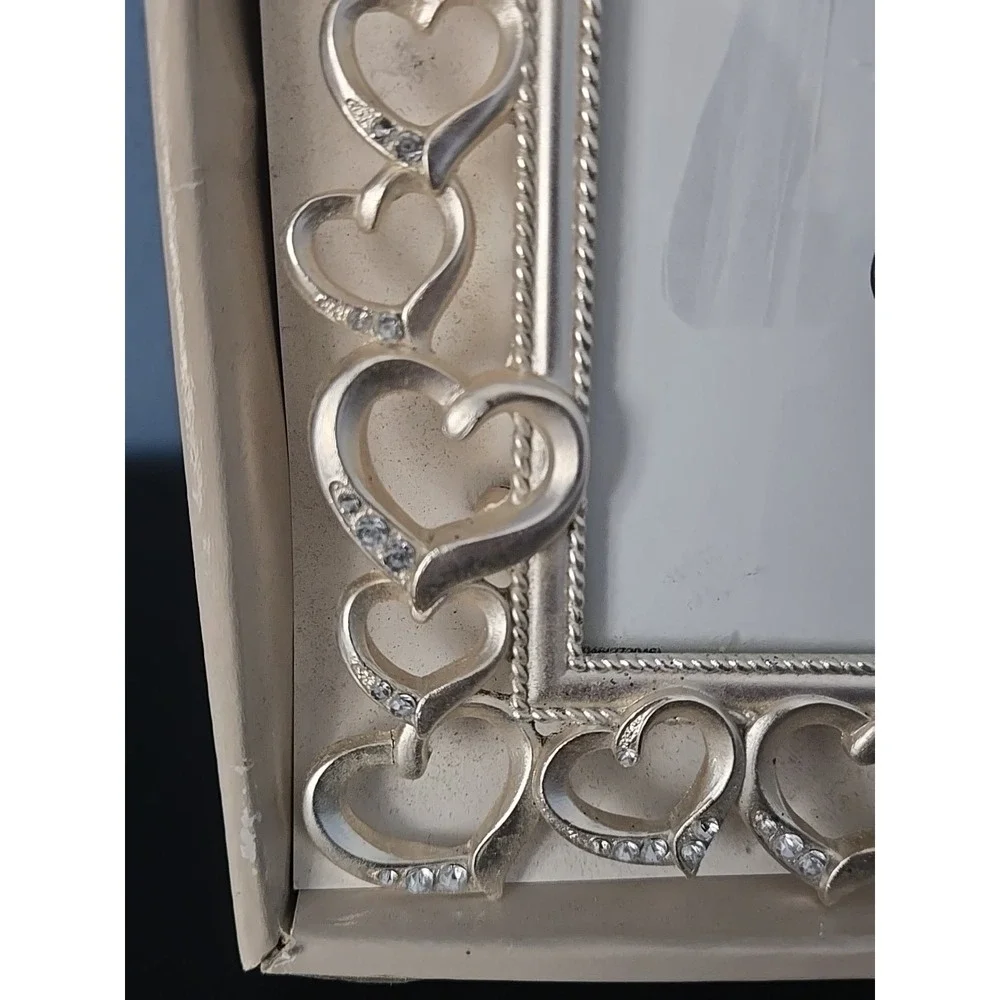 Fetco Silver Picture Frame Hearts And Crystals 8